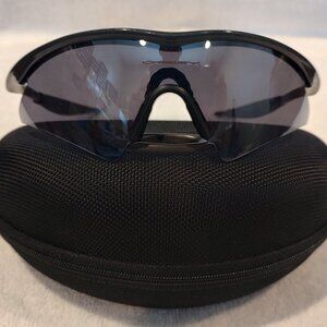 OAKLEY M-Frame Sweep Smoke / Black Iridium Sunglasses with Oakley Case and Pouch